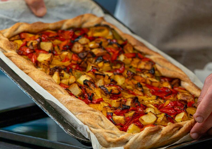 Torta salata peperoni e patate 